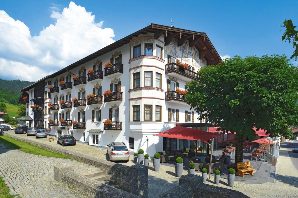 Hotel Unterwirt ライト・イム・ヴィンクル エクステリア 写真
