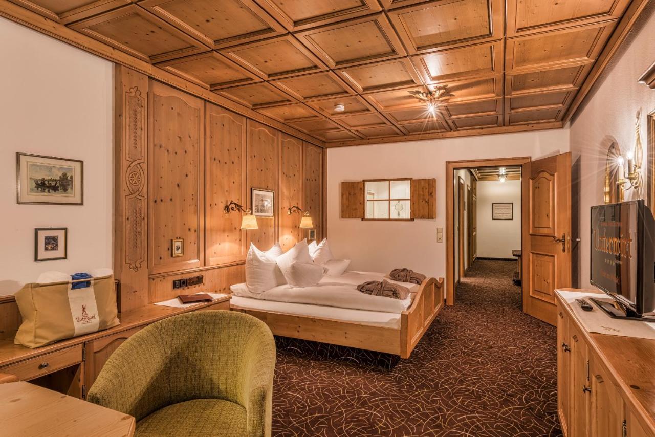 Hotel Unterwirt ライト・イム・ヴィンクル エクステリア 写真